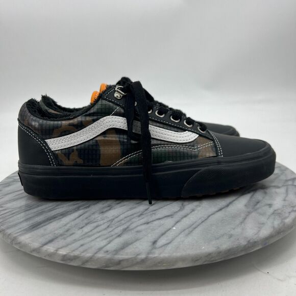 VANS Womens 9 All Weather MTE Old Skool Shoe Black Camo Faux Fur Low Top Lace Up - Picture 2 of 11